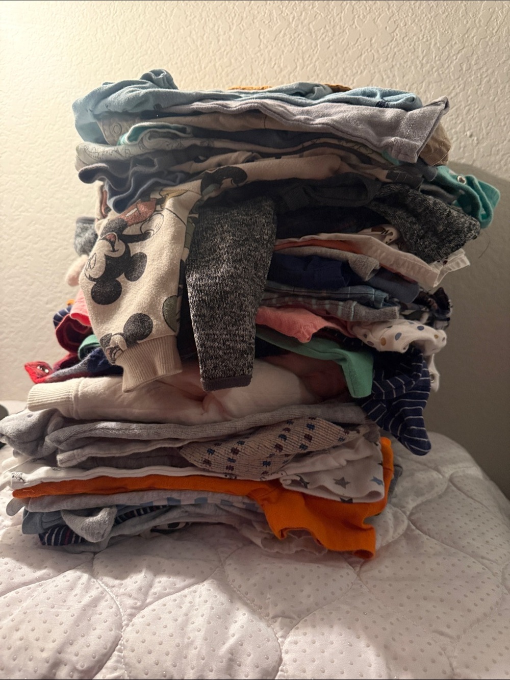 💙 Baby boy bundle 0-6 months multiple pieces of clothing! 👶🏻